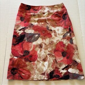 East 5th Red and Cream Floral Pencil Skirt woman’s size 8
